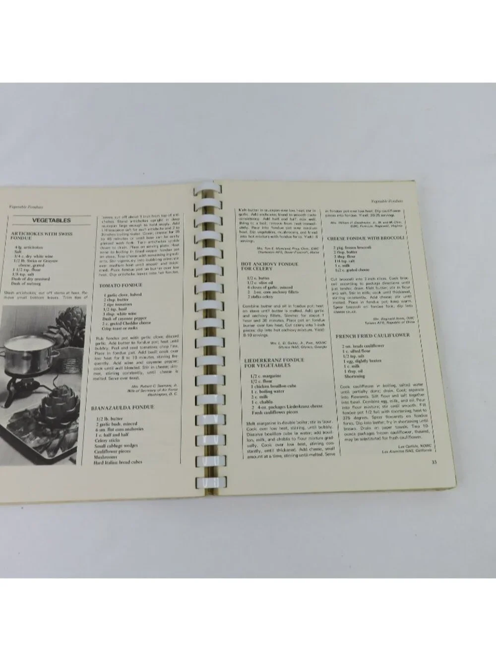 Recipes on Parade Fondue and Buffet Military Officers' Wives Cook Book 1972